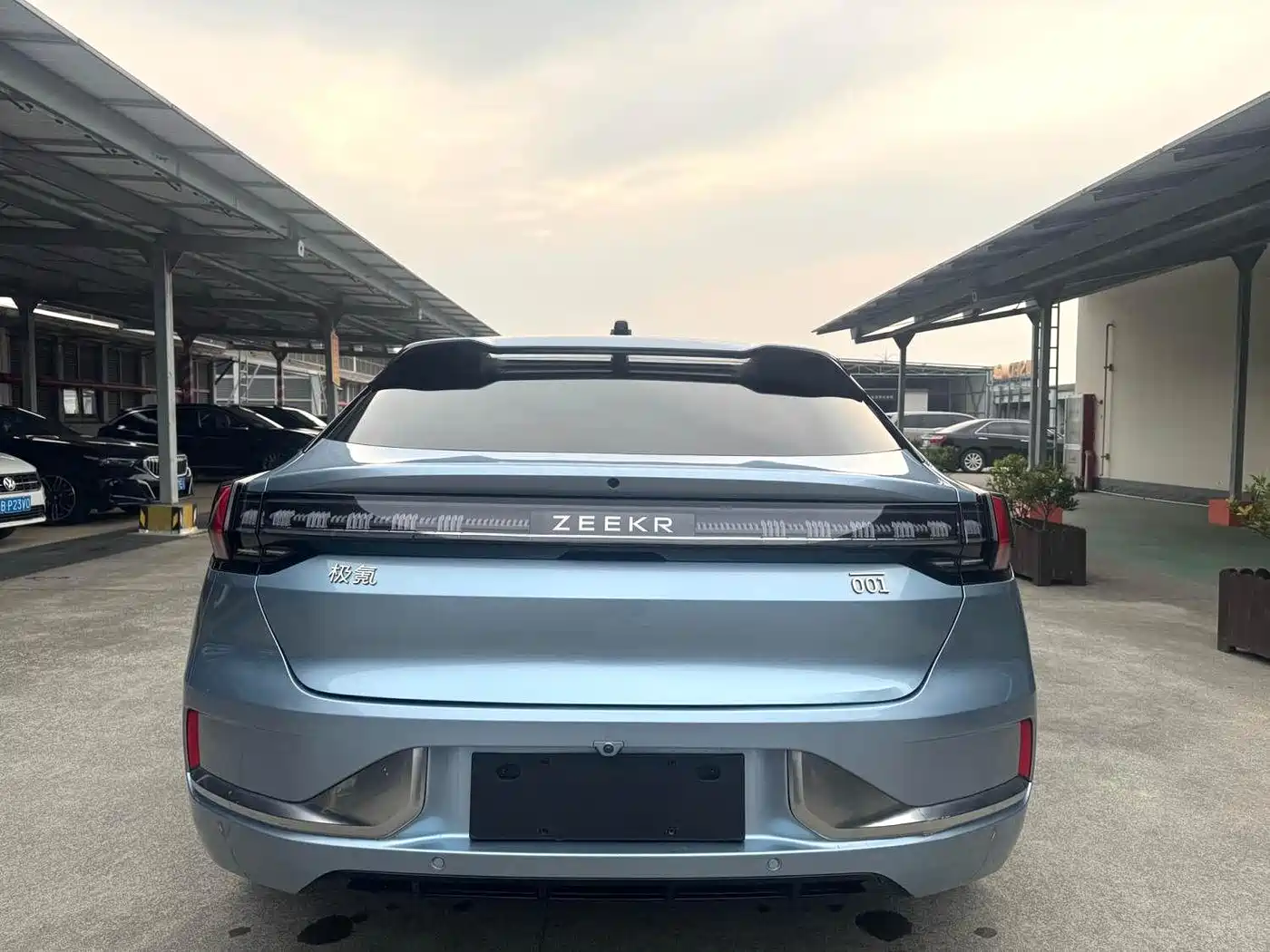 ZEEKR EXTREME KRYPTON 001