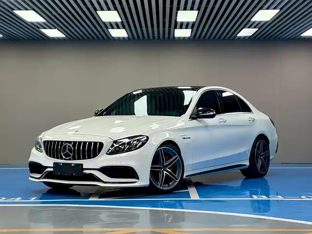 MERCEDES-BENZ C CLASS AMG