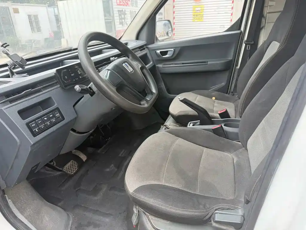 Yuan Cheng FarStar V 2022 2023 Model V6E Gotion High-Tech 38.7kWh Value Edition