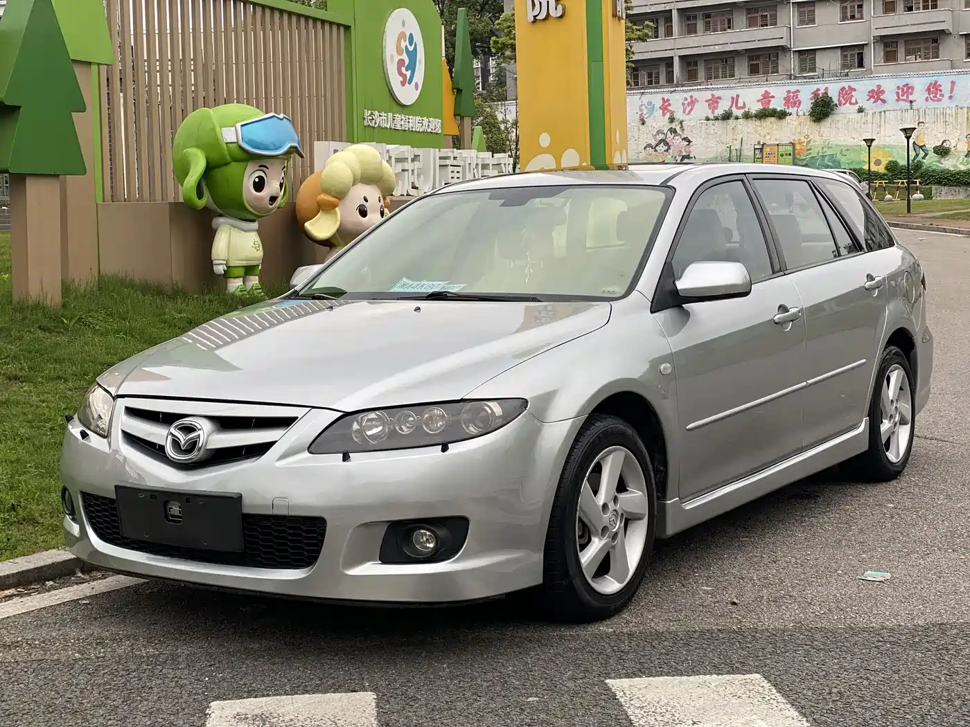 Фото 1 - Mazda 6