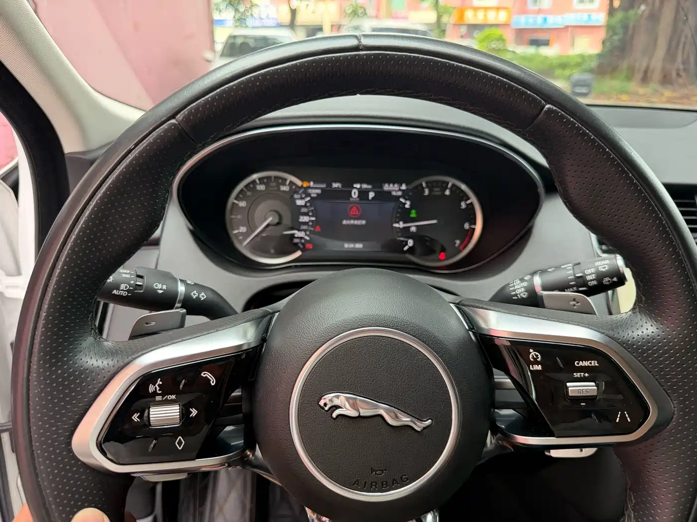 Jaguar E-PACE 2024 2024 Youth Sport Edition R-DYNAMIC