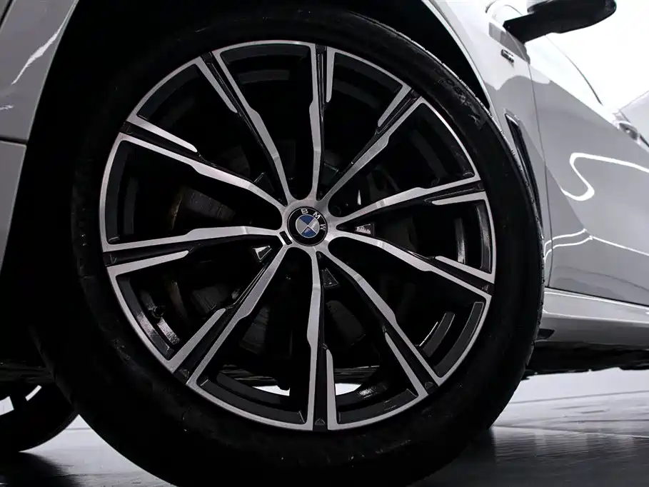 BMW X5 (Import) 2020 xDrive40i M Sport Package фото 16