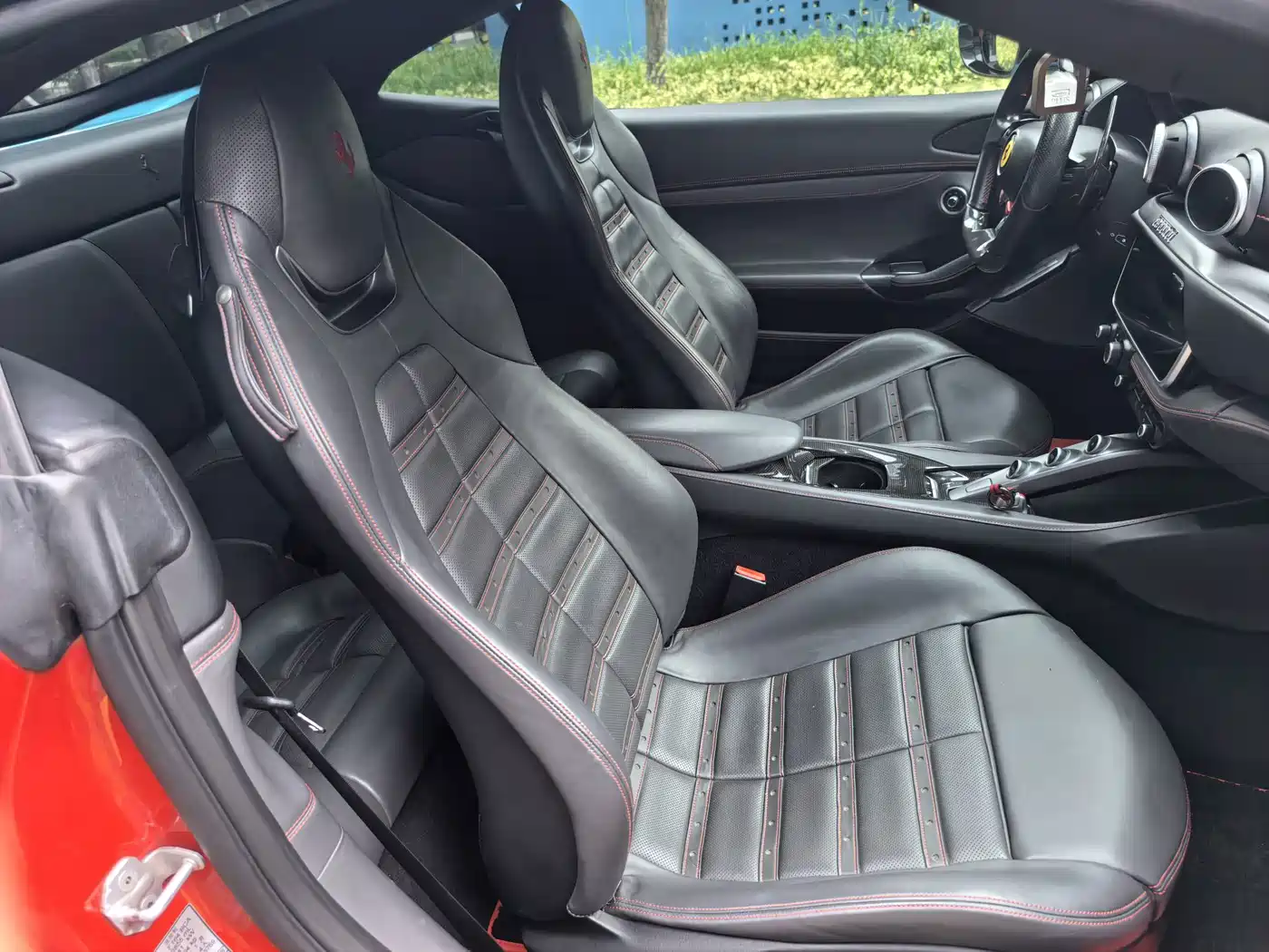Ferrari Portofino 2019 2018 Model 3.9T