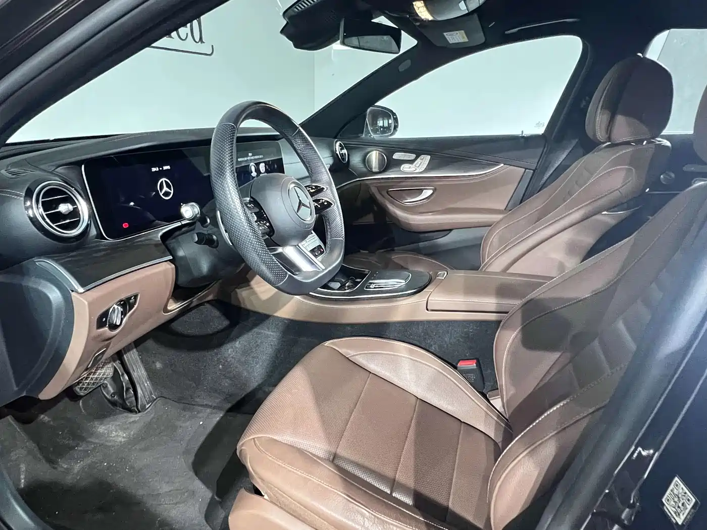 Mercedes-Benz E-Class 2023 E 300 L Sport Premium фото 6