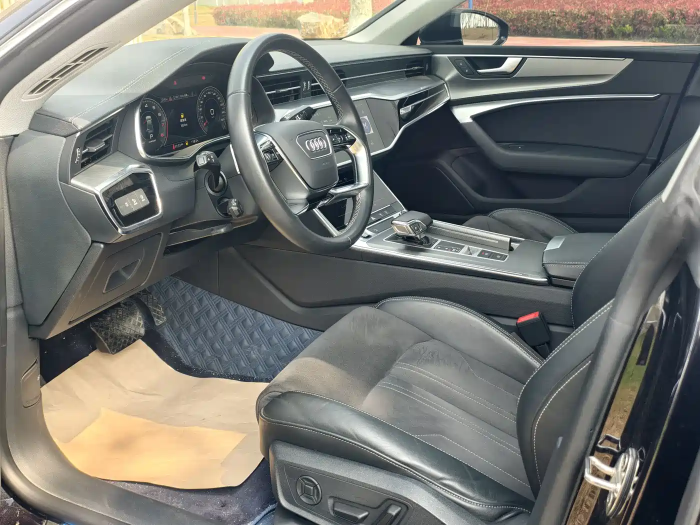 AUDI A7L
