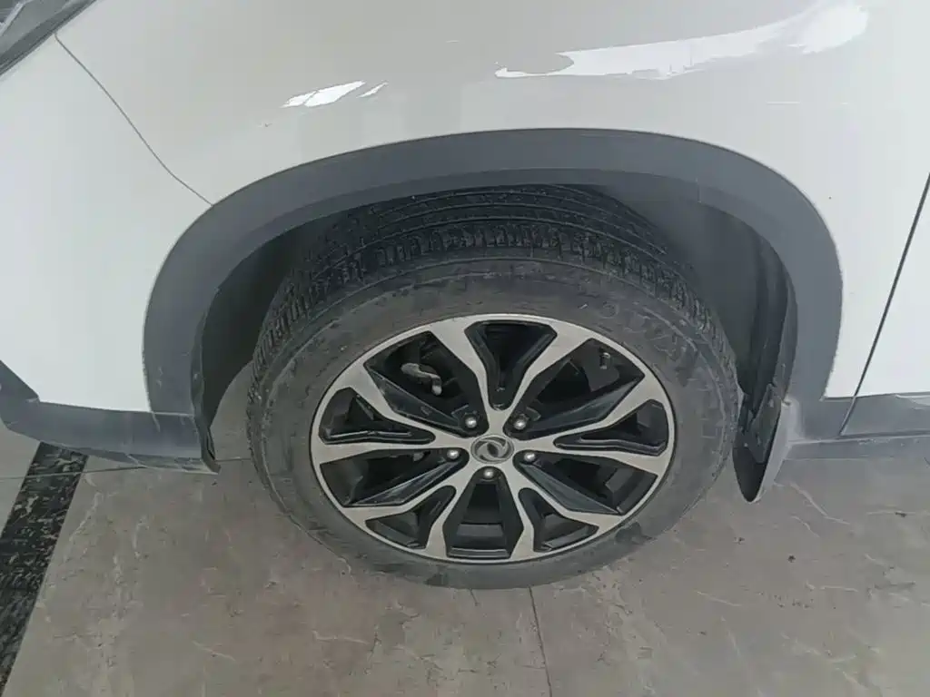 Dongfeng Fengxing Jingyi X5 2018 2017 Joy Series 1.5T CVT Smart Connect