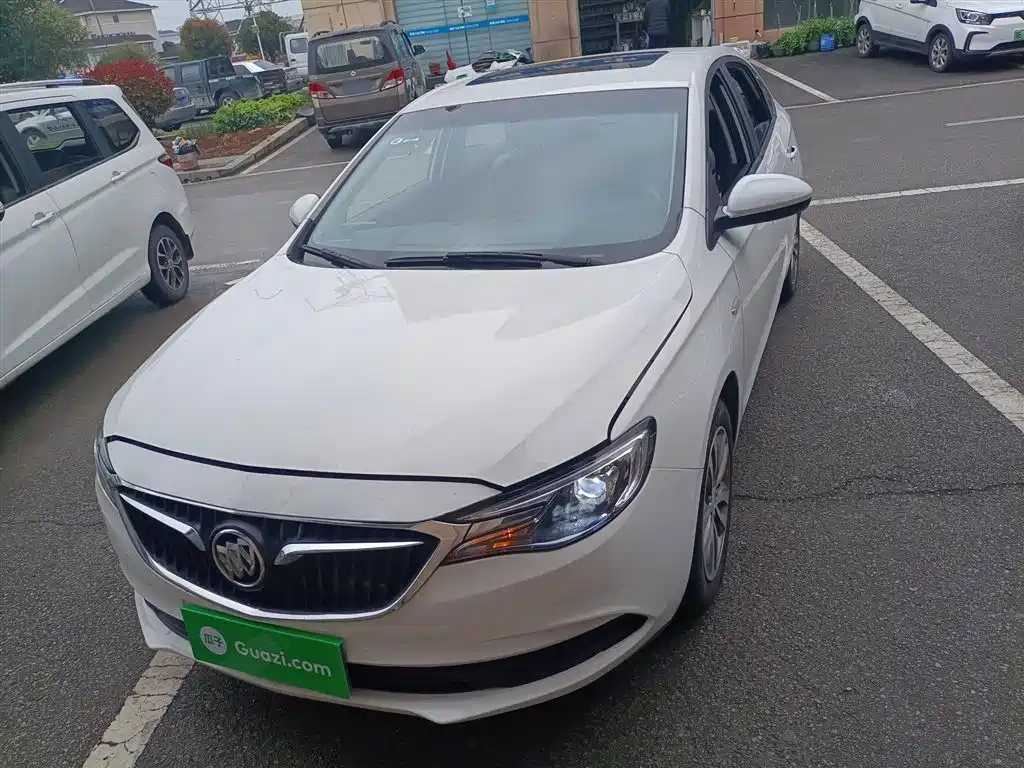 Buick Excelle 2021 Facelift 1.3T Auto Mild Hybrid Elite фото 3