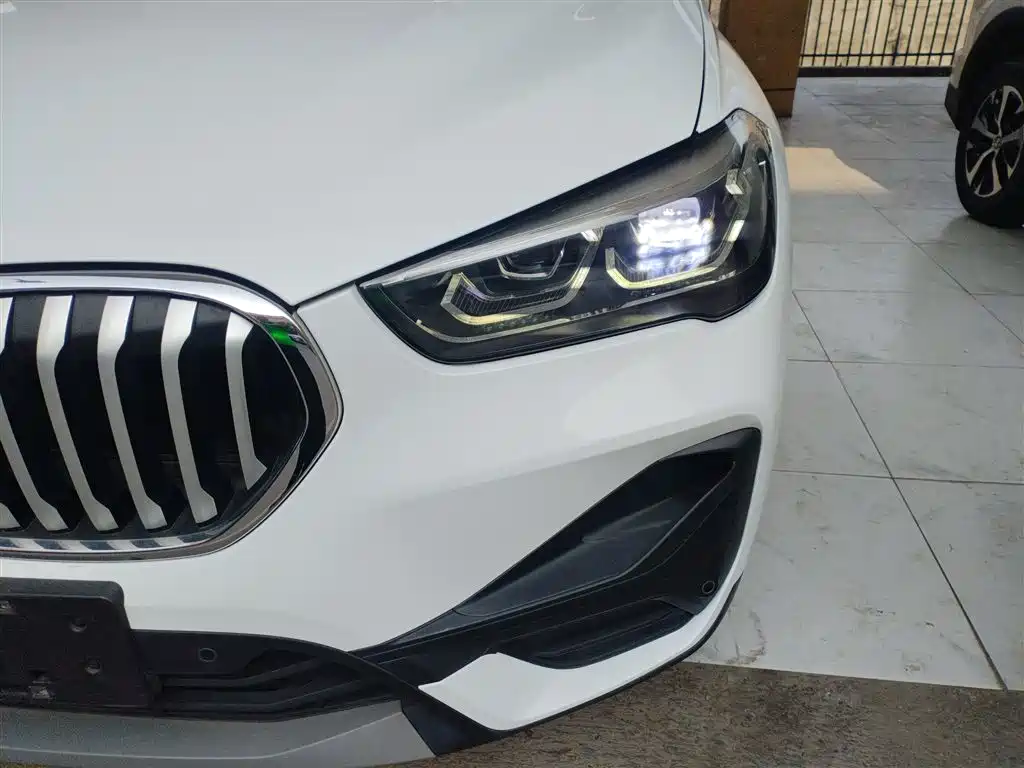 BMW X1 2020 sDrive25Li Leading Model фото 3