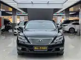 Фото 1 - Lexus LS