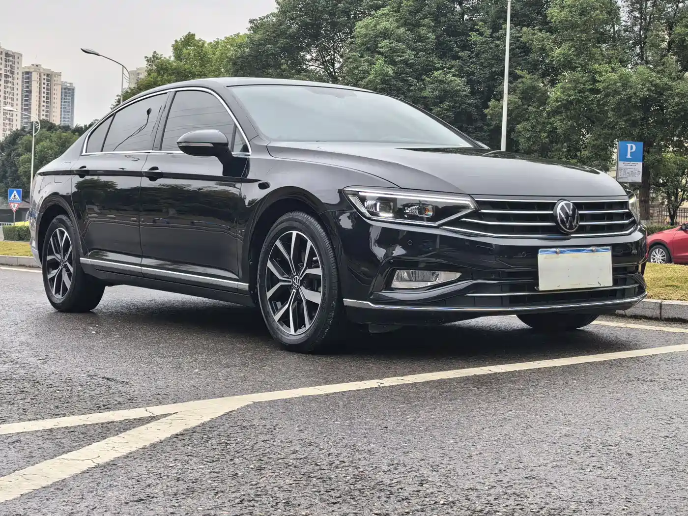 Volkswagen Magotan 2020 330TSI DSG Leading фото 3