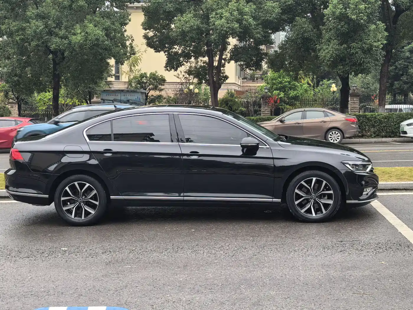 Volkswagen Magotan 2020 330TSI DSG Leading фото 7