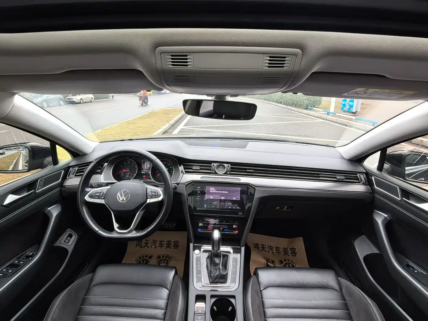 Volkswagen Magotan 2020 330TSI DSG Leading фото 16