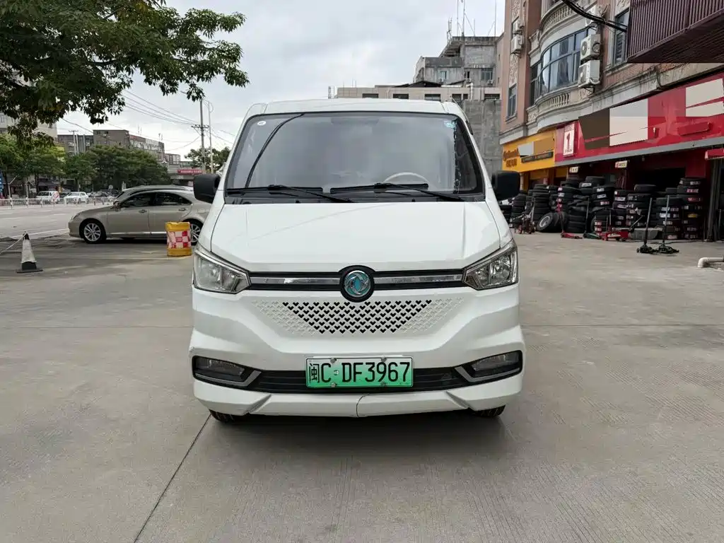 Dongfeng Yufeng Yufeng EM26 2023 2023 Standard Edition 41.472kWh Henan Lithium