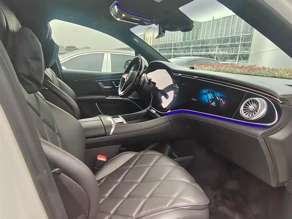 MERCEDES-BENZ MAYBACH EQS SUV