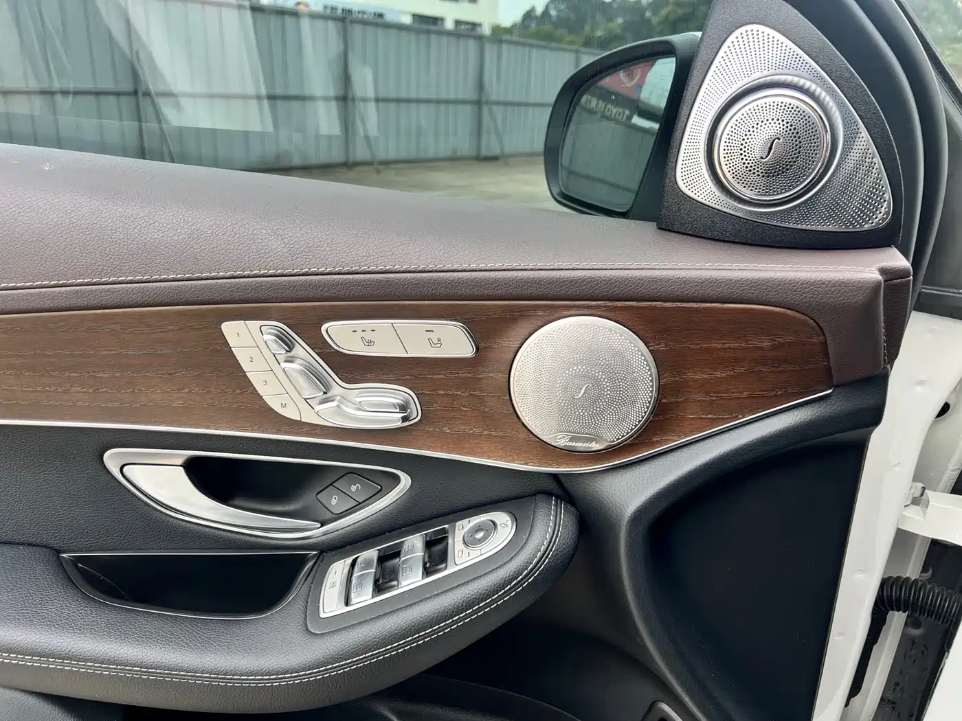 Mercedes-Benz GLC 2021 GLC 260 L 4MATIC Luxury фото 11