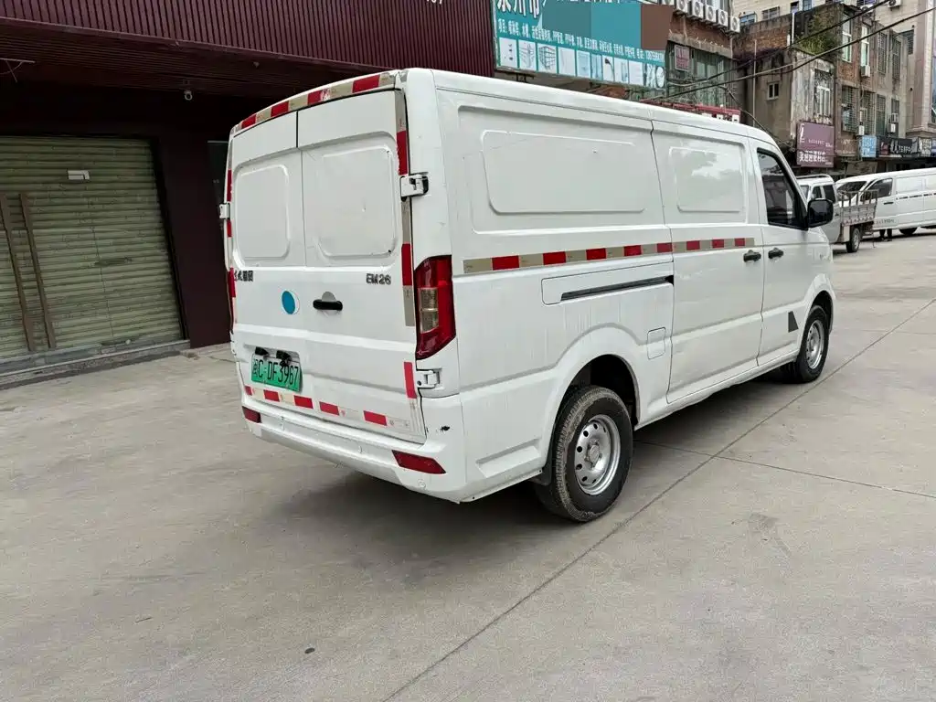Dongfeng Yufeng Yufeng EM26 2023 2023 Standard Edition 41.472kWh Henan Lithium