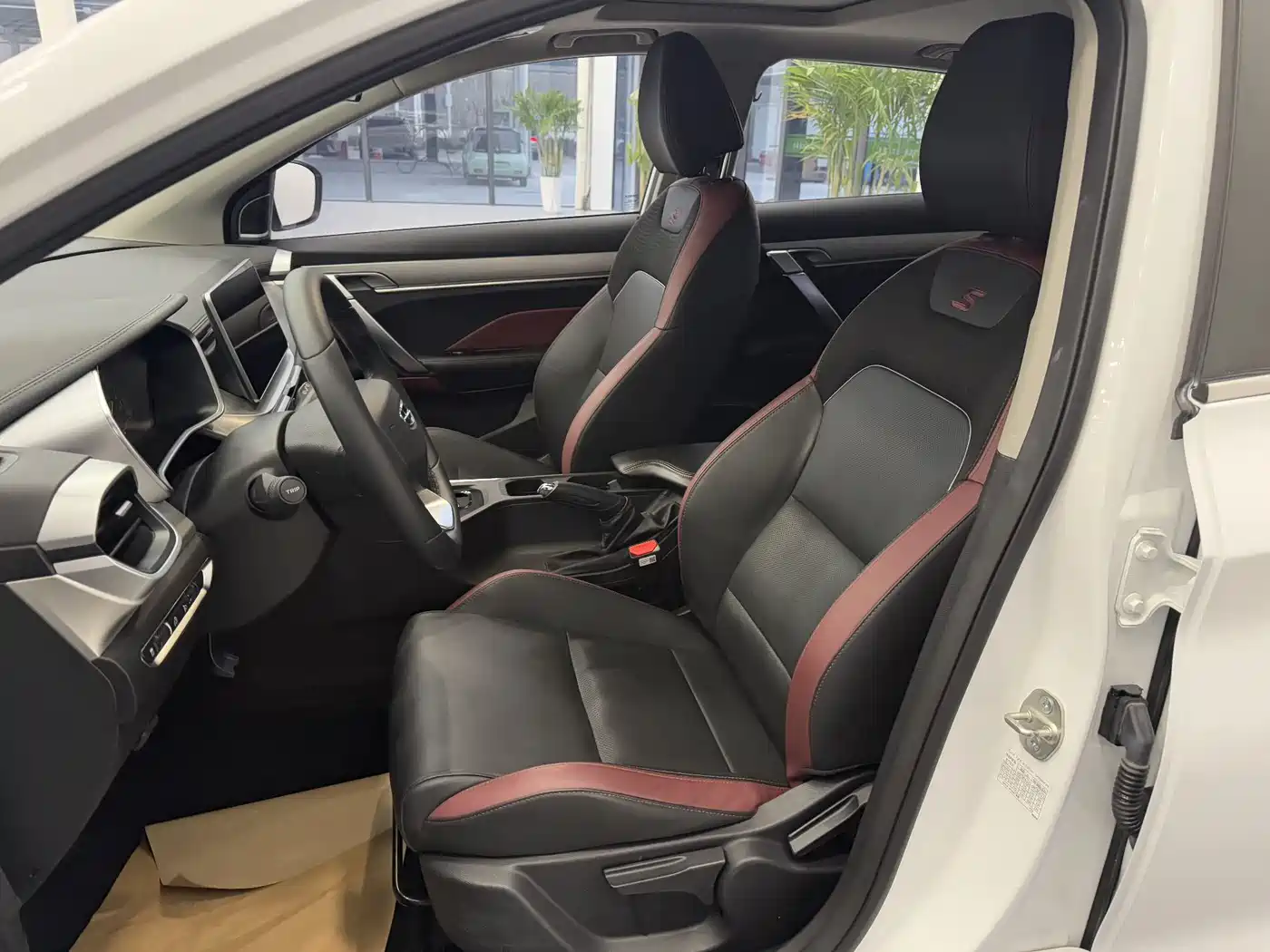 GEELY AUTOMOBILE BINYUE