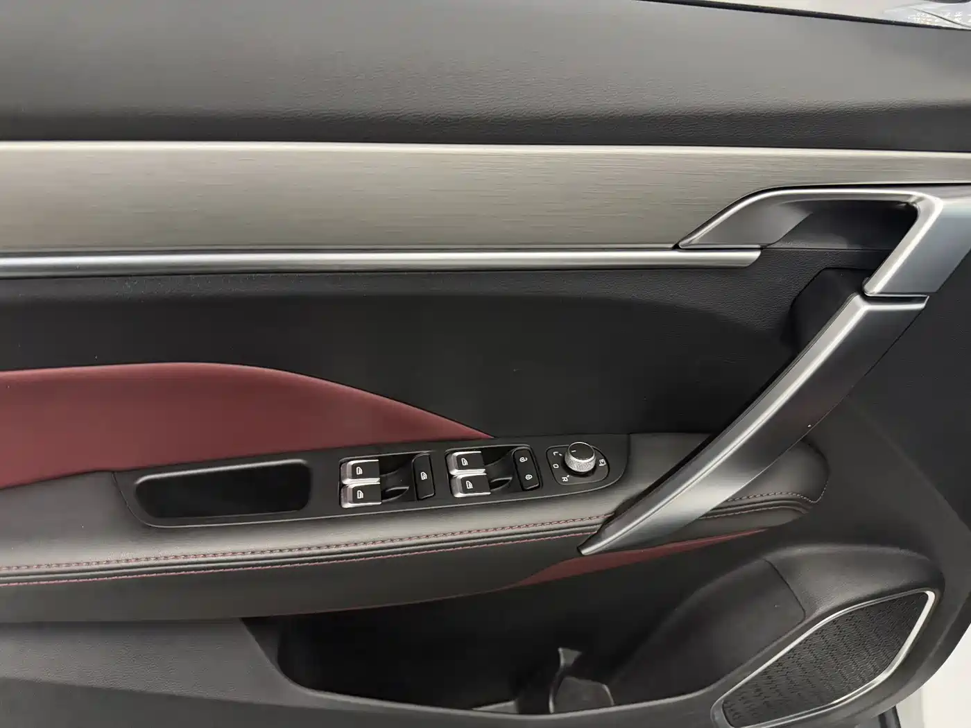 GEELY AUTOMOBILE BINYUE