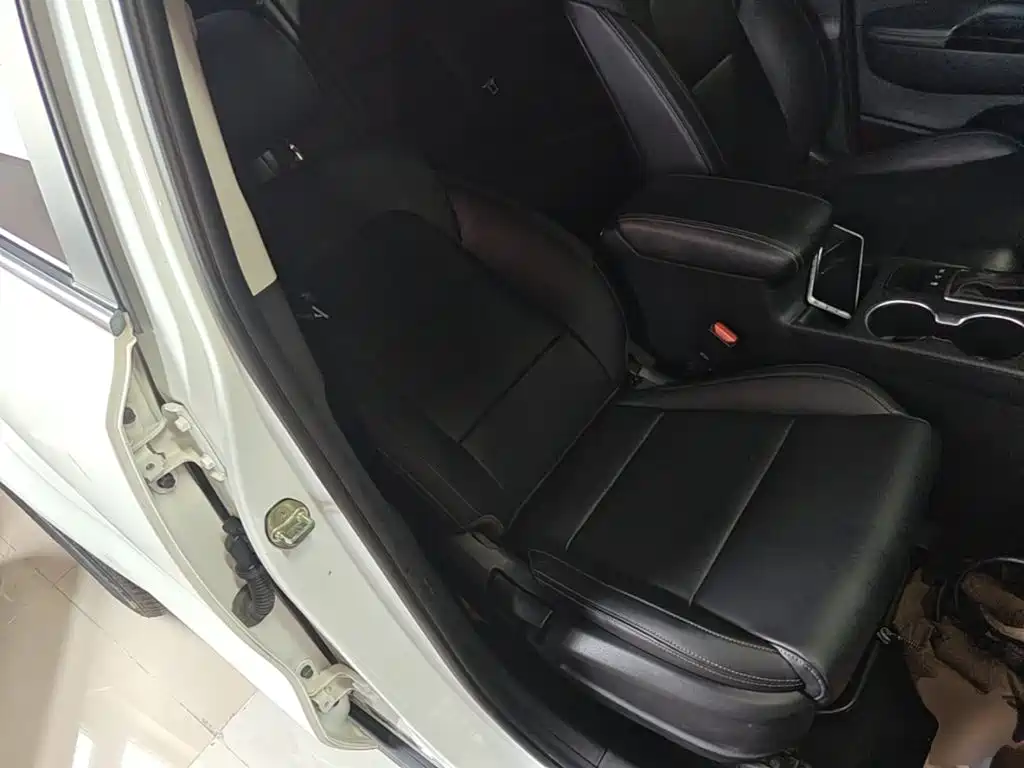 Kia KX5 2016 2016 Model 1.6T Automatic 2WD DLX