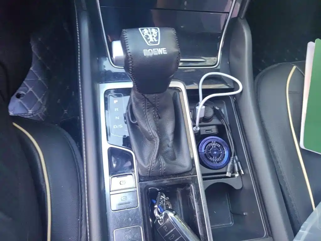 Roewe RX8 2019 2018 30T 2WD Flagship Edition