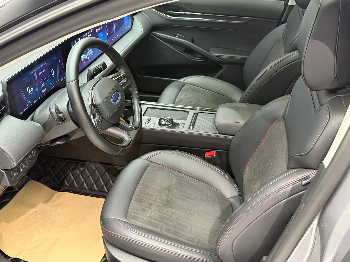 Ford Mondeo 2024 2023 EcoBoost 245 Luxury