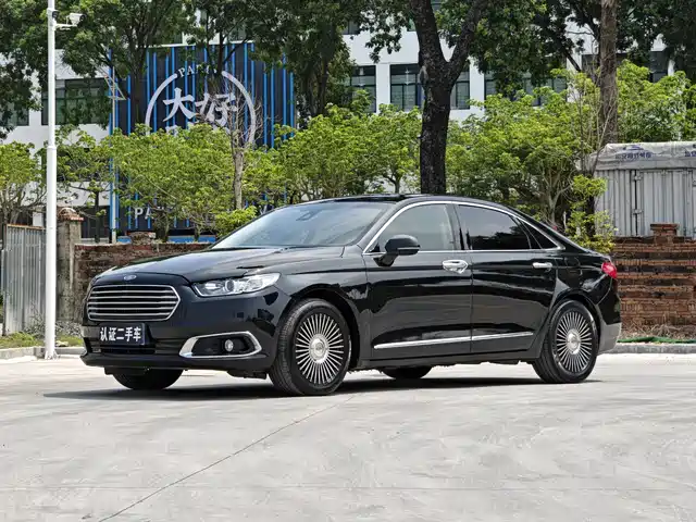  Ford Taurus 2016 EcoBoost 180 Luxury