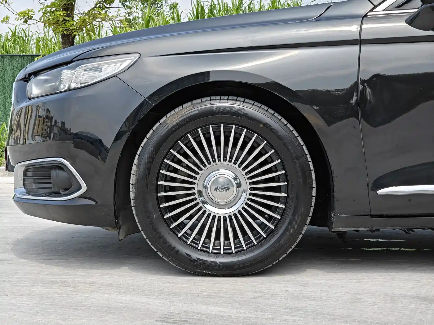 Фото 30 - Ford Taurus