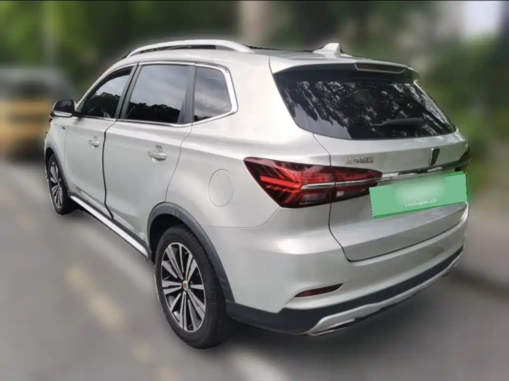 Фото 25 - Roewe RX5
