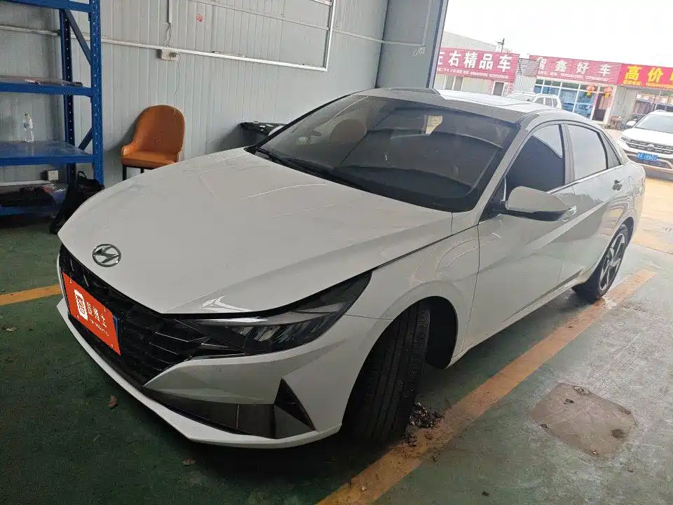Hyundai Elantra 2023 1.5L CVT GLX Elite Edition