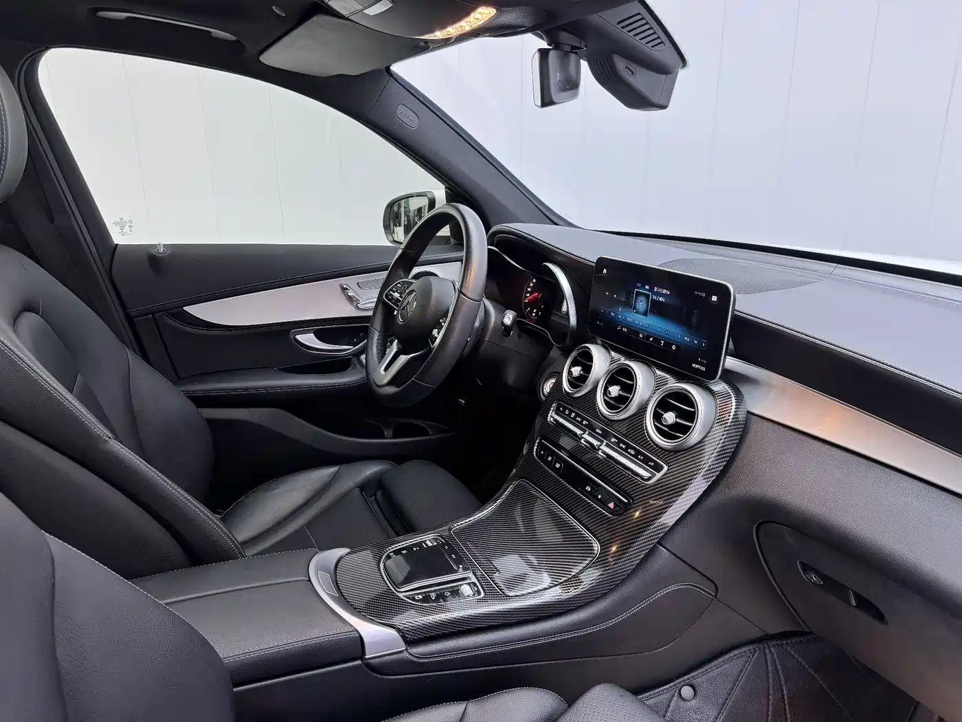 Mercedes-Benz GLC 2020 GLC 260 L 4MATIC Dynamic фото 24