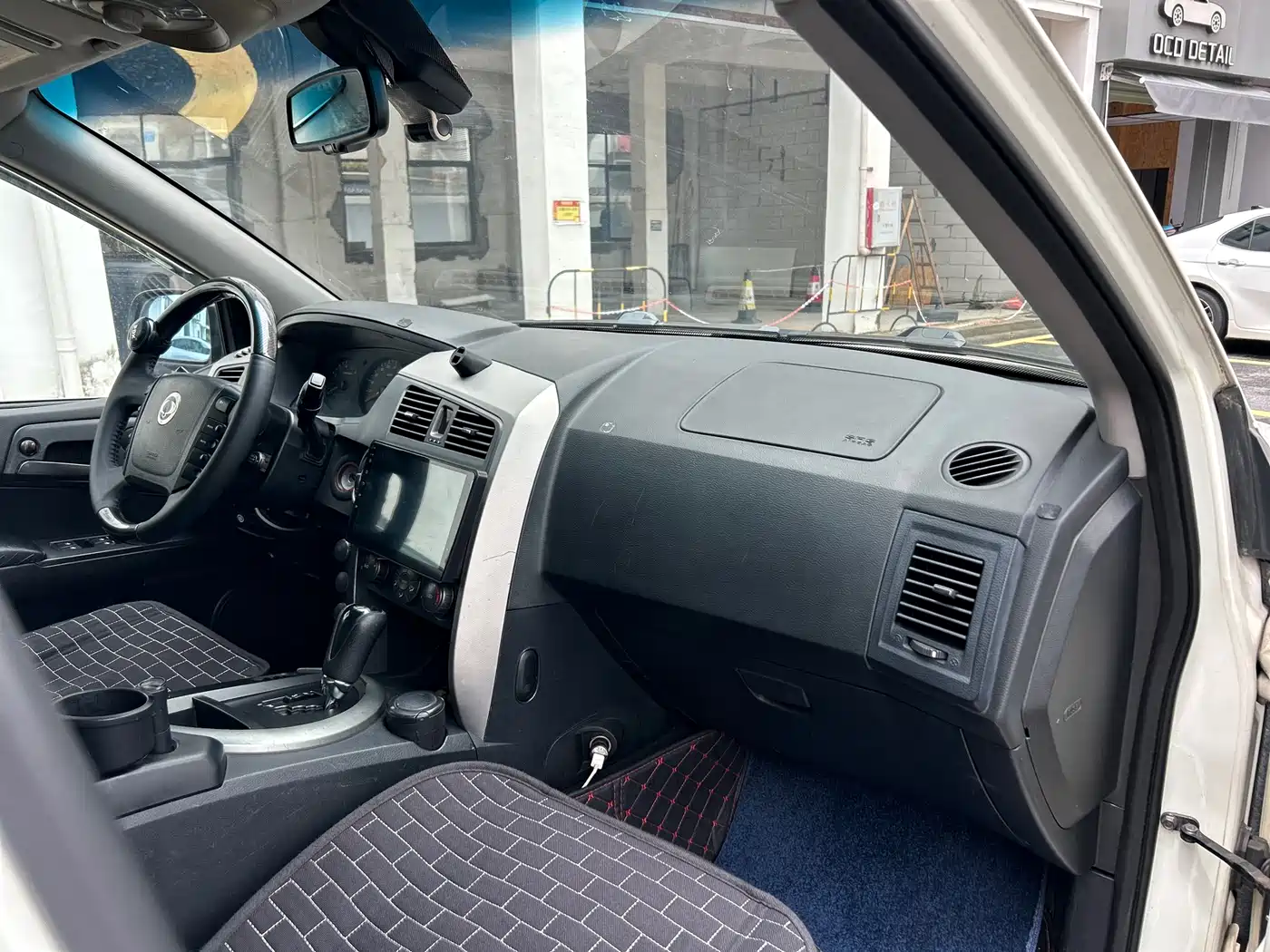 SsangYong Actyon 2014 2011 2.0T 2WD Elite Navigation