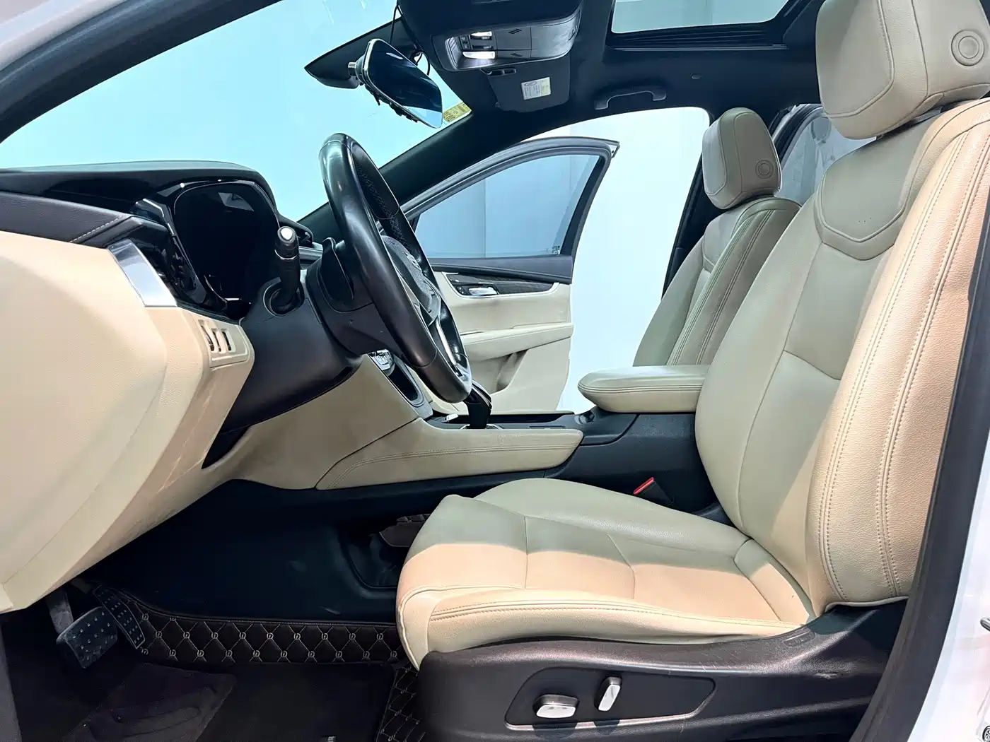Cadillac XT5 2016 2016 25T Technology Model