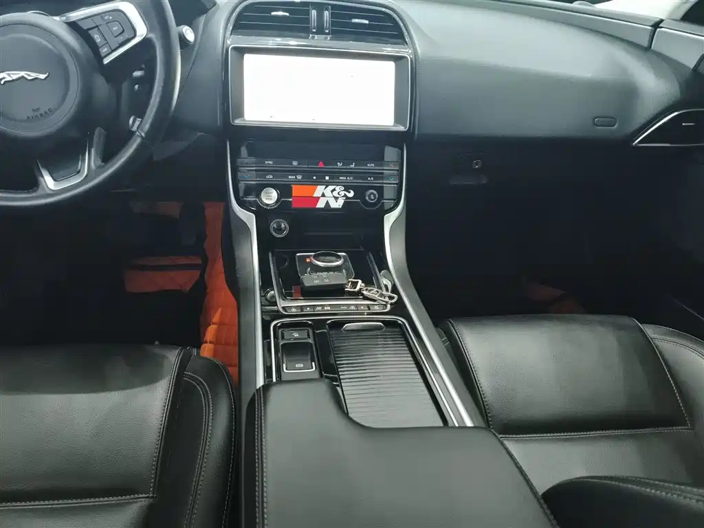 Jaguar XEL 2019 2019 2.0T 200PS Premium