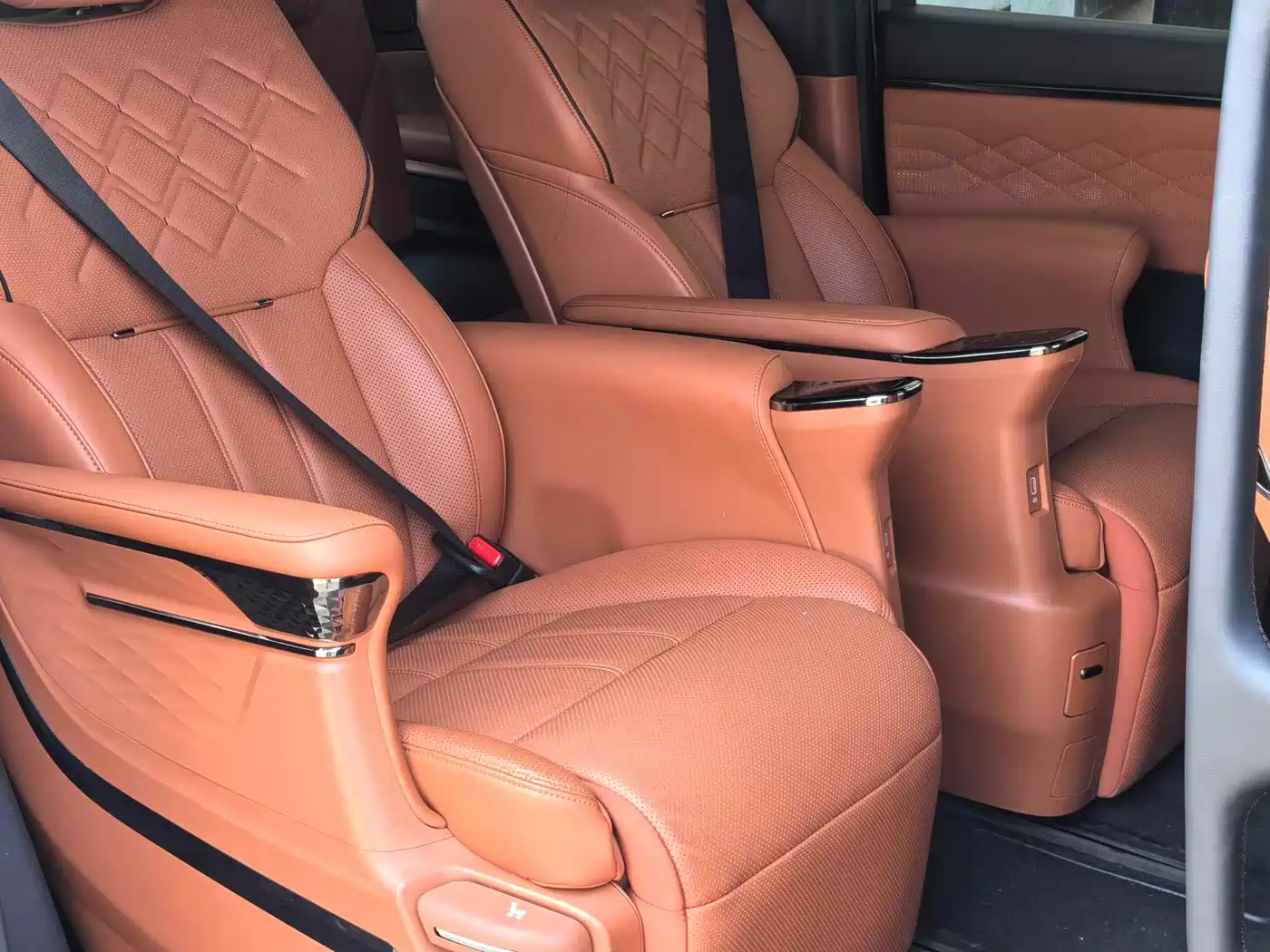 GAC TRUMPCHI YEARNING FOR M8