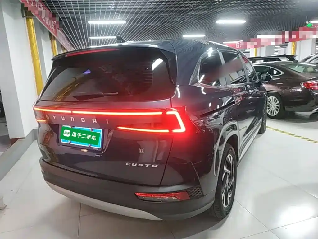Hyundai Custo 2021 2021 270TGDi Premium LUX