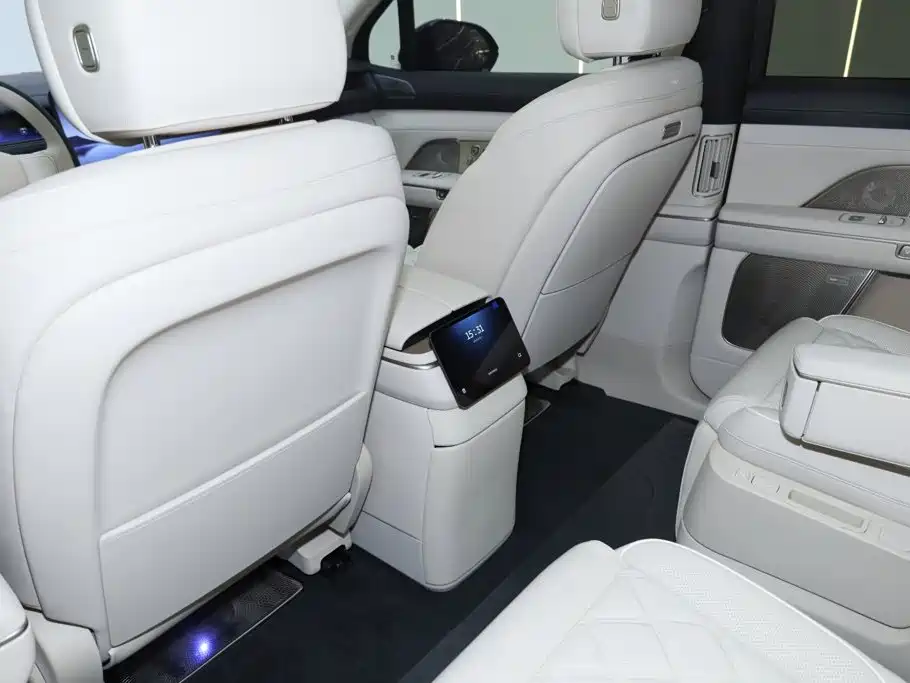 NIO ES8 2026 2025 Model 6-Seat Executive Luxury Edition
