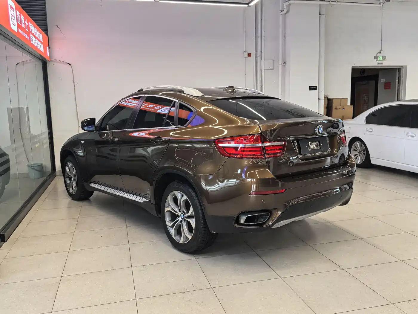 BMW X6 2012 xDrive35i фото 8