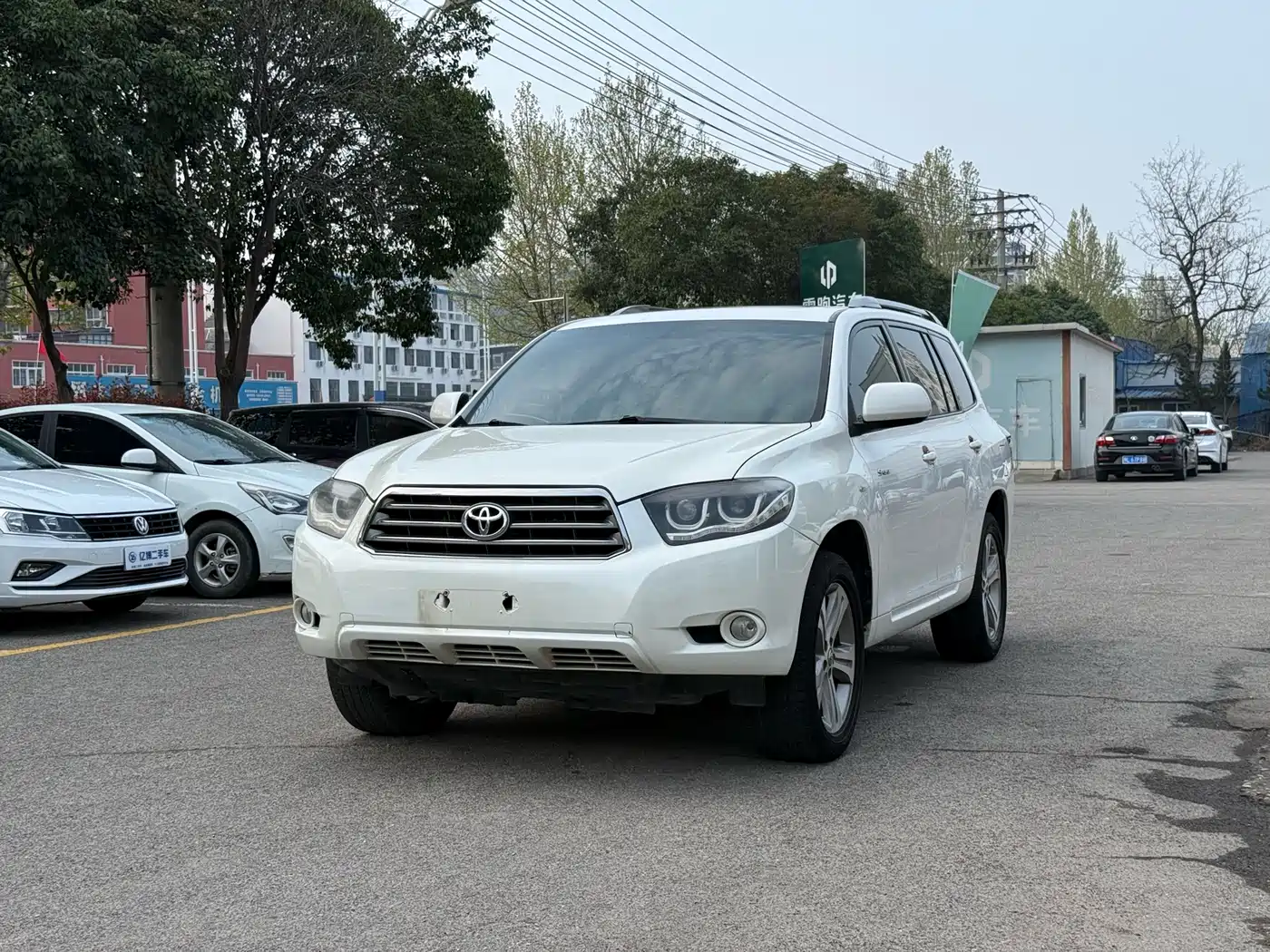 Toyota Highlander 2011 2.7L 2WD 7-seat Luxury Navigation