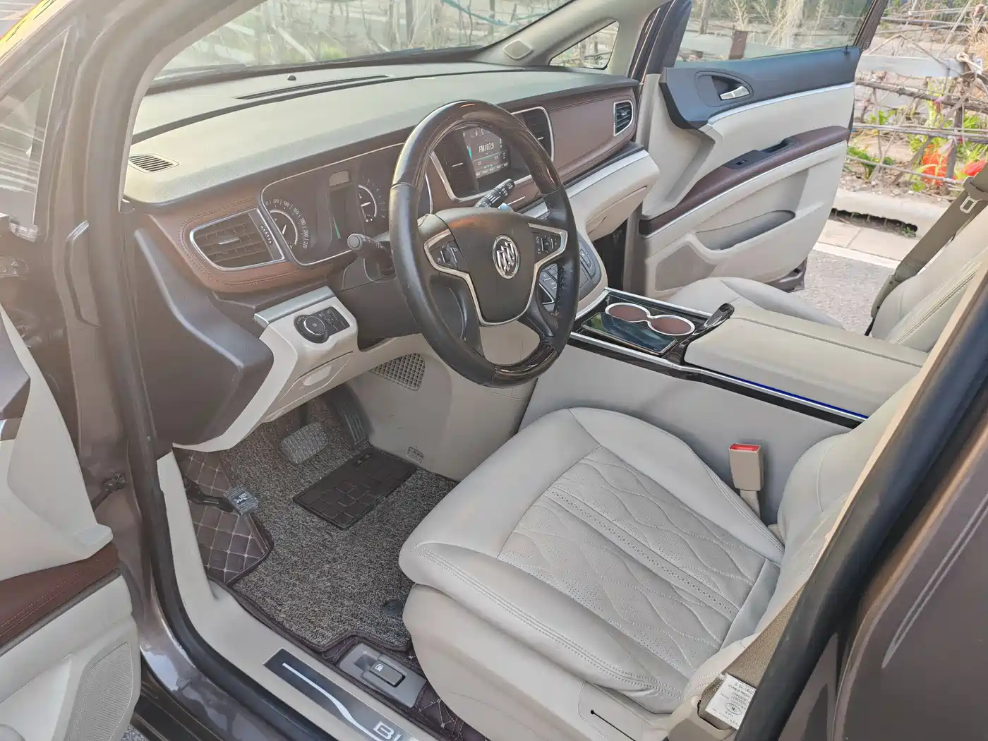 Buick GL8 2017 25S Premium Model China V фото 6