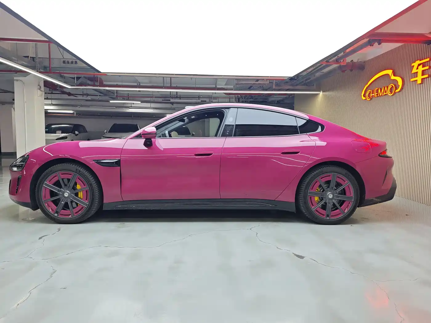 XIAOMI CAR XIAOMI SU7