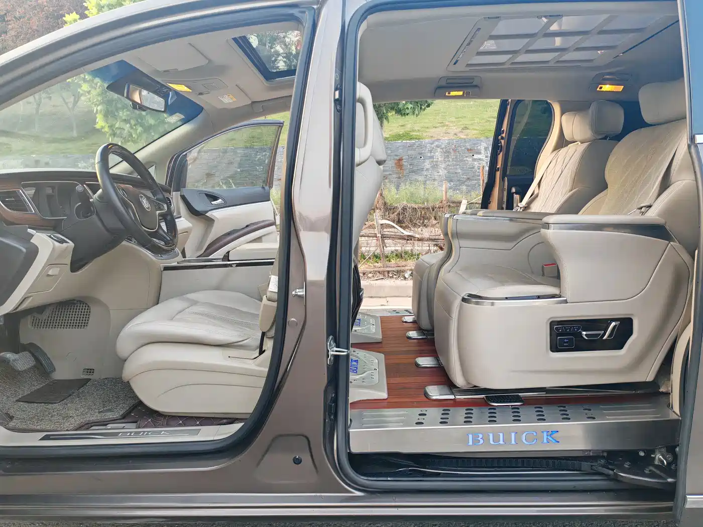 Buick GL8 2017 25S Premium Model China V фото 7