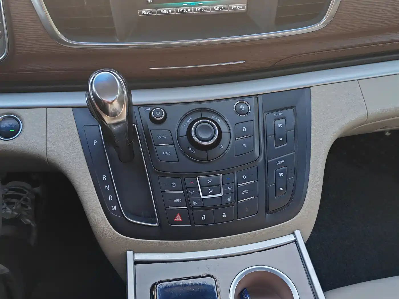 Buick GL8 2017 25S Premium Model China V фото 19