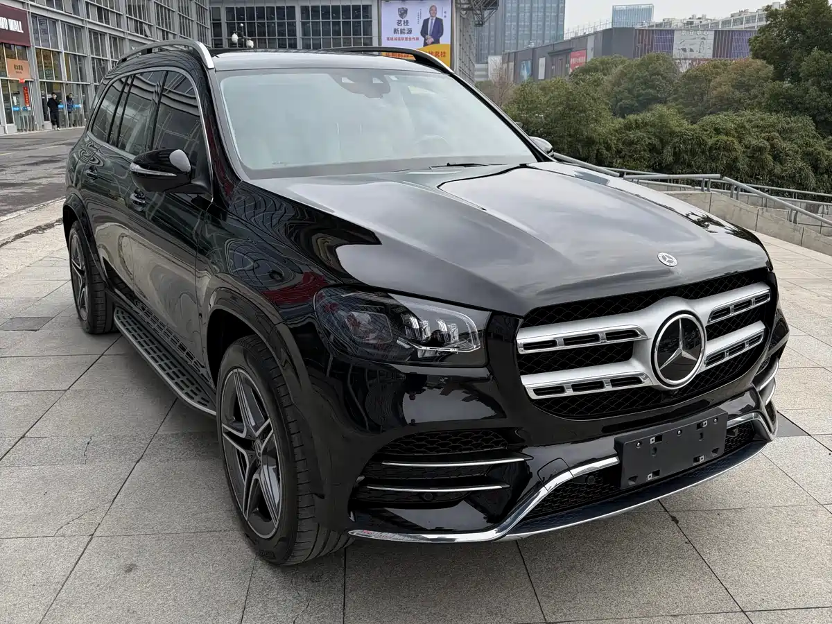 MERCEDES-BENZ GLS