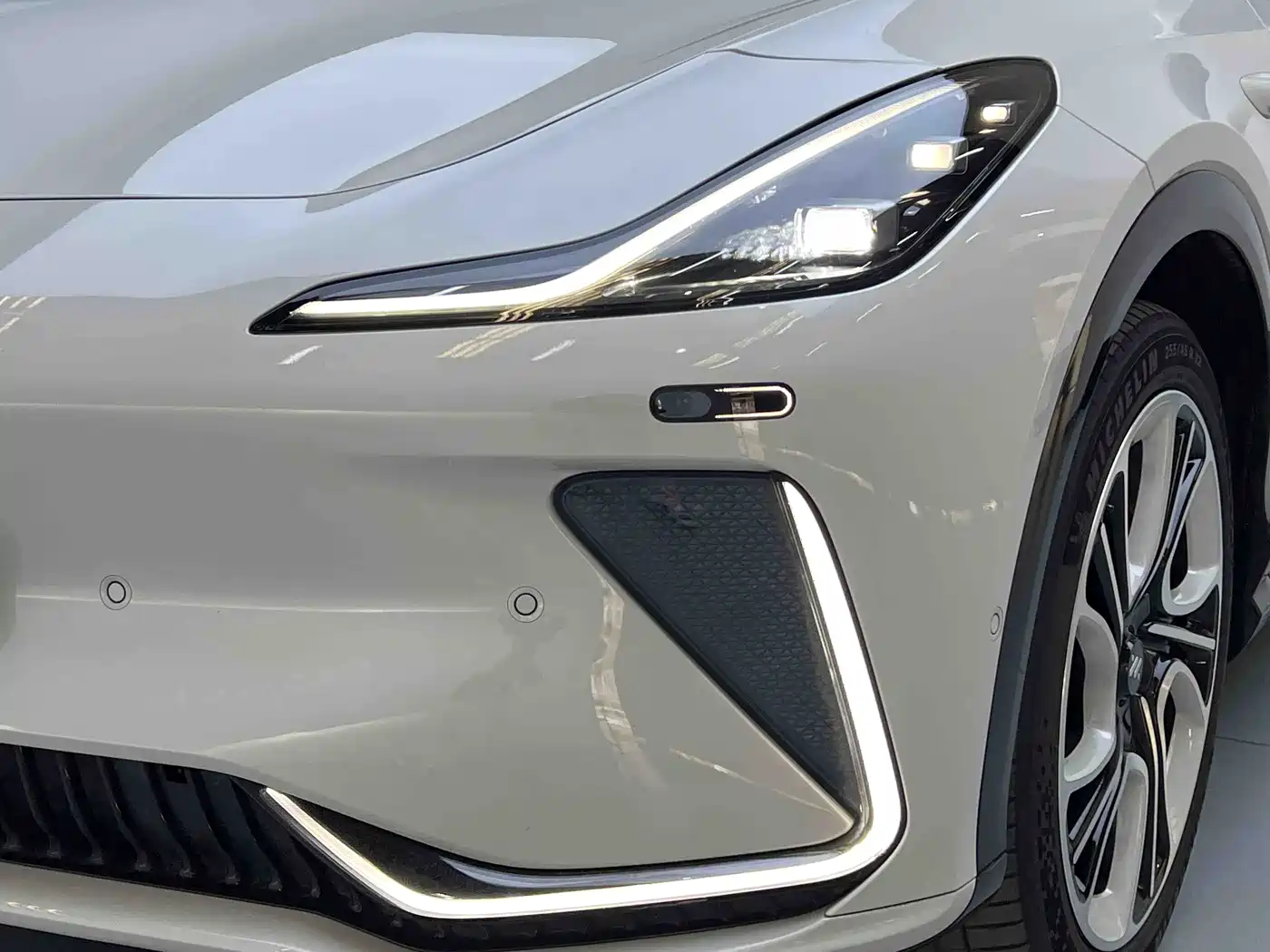 ZHIJI AUTOMOBILE ZHIJI LS7