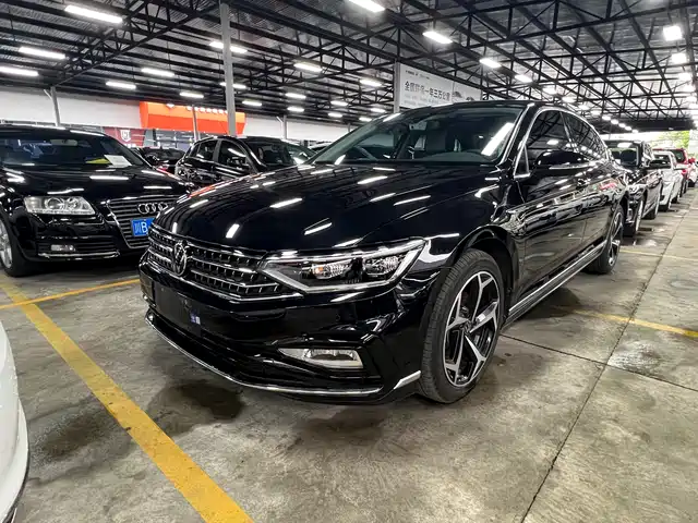 Volkswagen Magotan 2024 2 Million Units Public Sharing Edition 330TSI DSG Luxury
