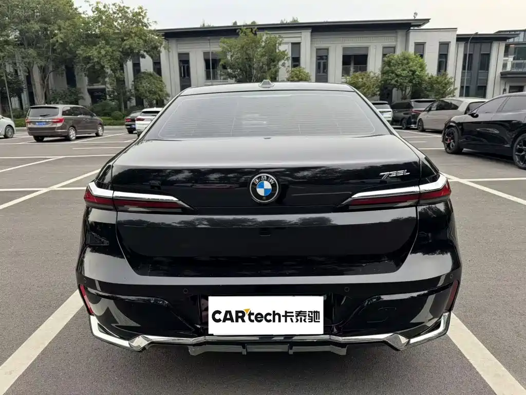 BMW 7 Series 2023 2023 Model 735Li M Sport Package