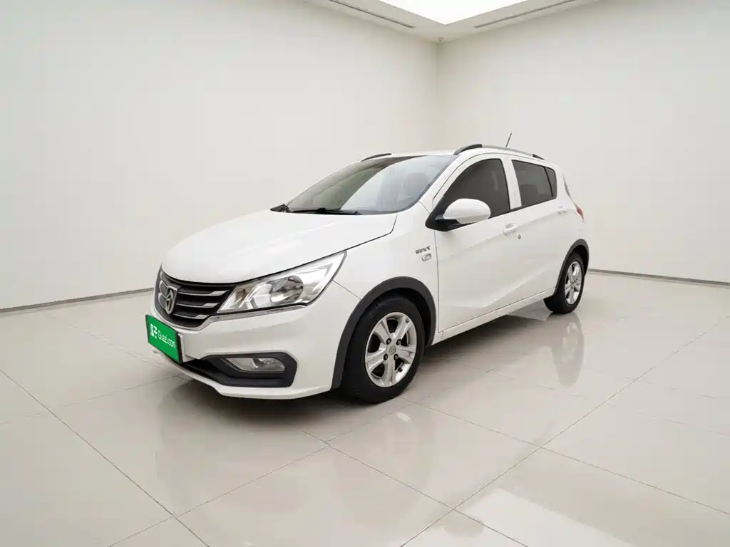 Фото 1 - Baojun 310