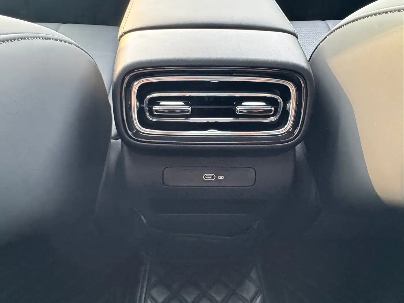 Geely Emgrand 2026 2026 Base Model