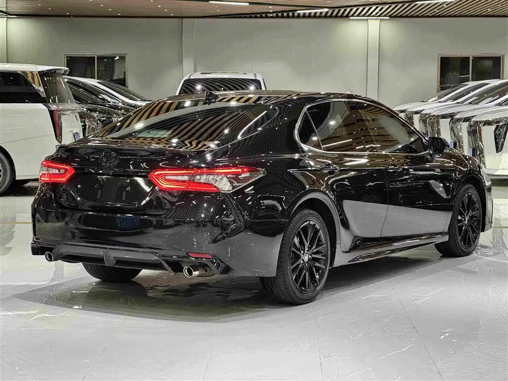 Toyota Camry 2023 2022 2.5S Knight Edition