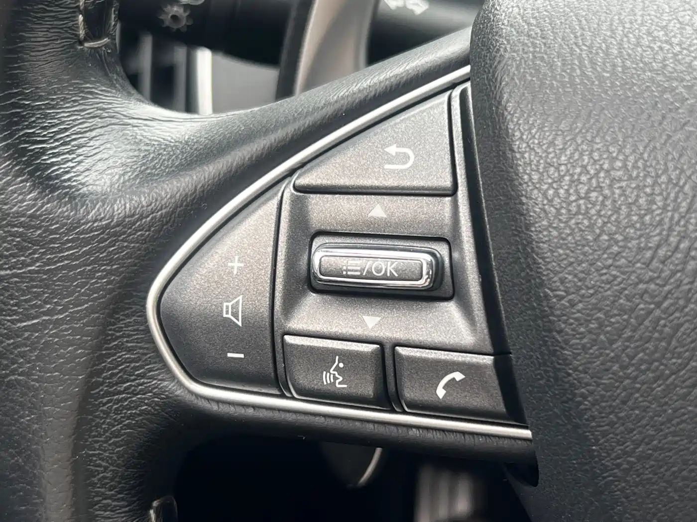 Фото 48 - Infiniti Q50L